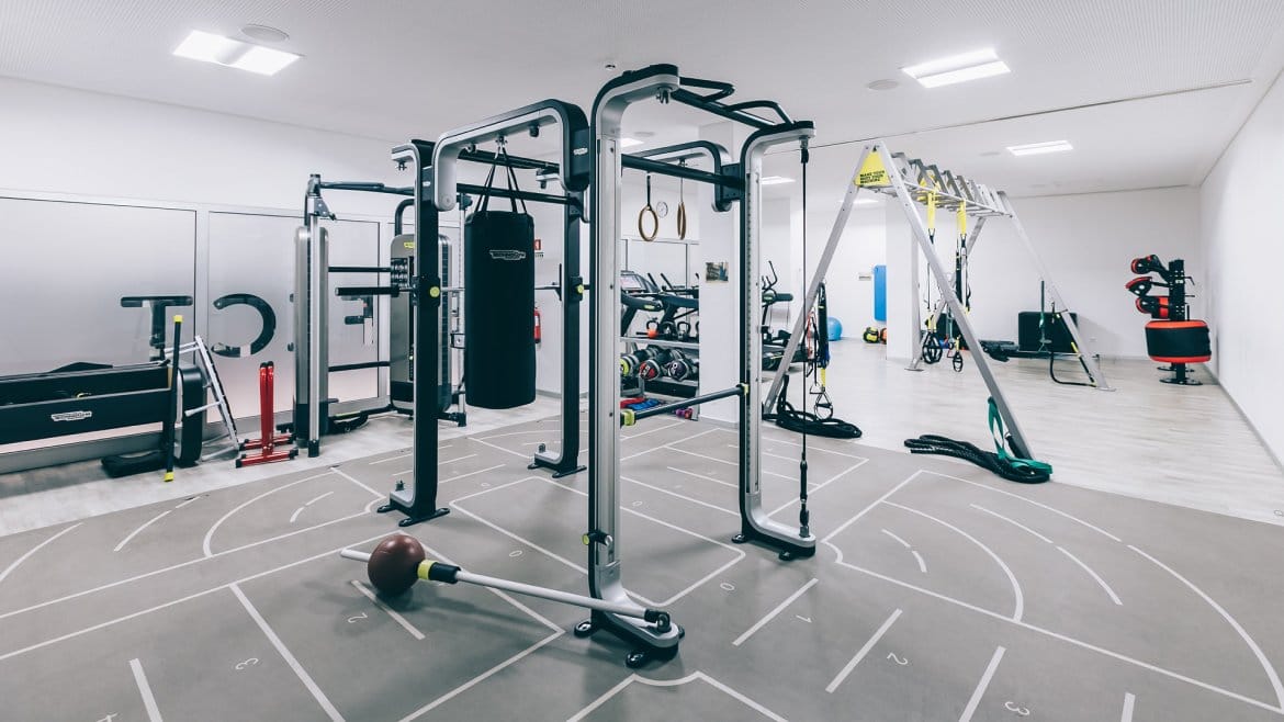 Guimarães 18 Ginasio Guimaraes 16